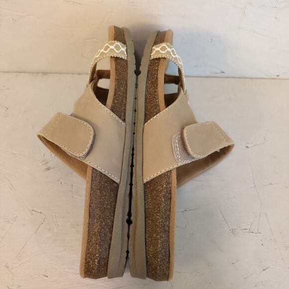 Earth Origins 9M Women's Wheat Beige Nubuck Toe-Post Slide Sandals Ossi - Picture 9 of 10